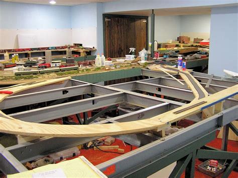 model railroad benchwork with steel box beams|model railroad benchwork.